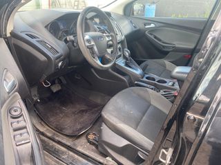 2014 Ford Focus SE - Interior Front Seat Image